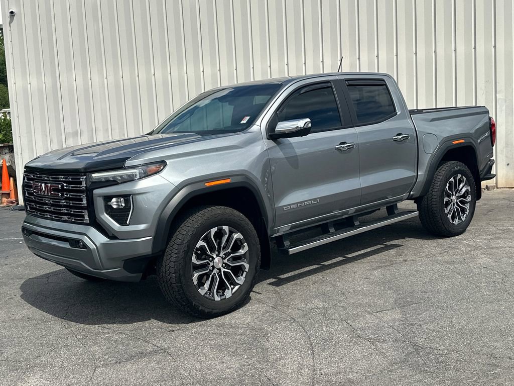 Used 2024 GMC Canyon Denali AWD/4WD image 2
