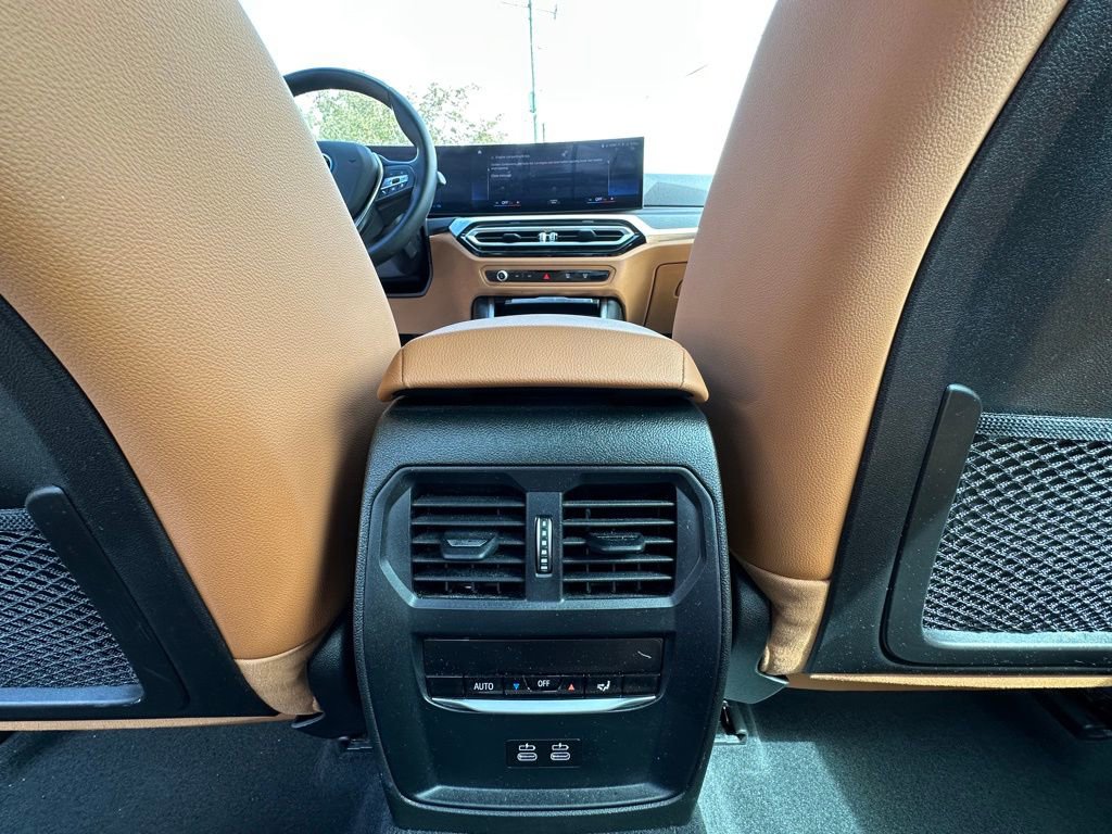 Used 2023 BMW 330e xDrive w/ Driving Assistance Package image 18