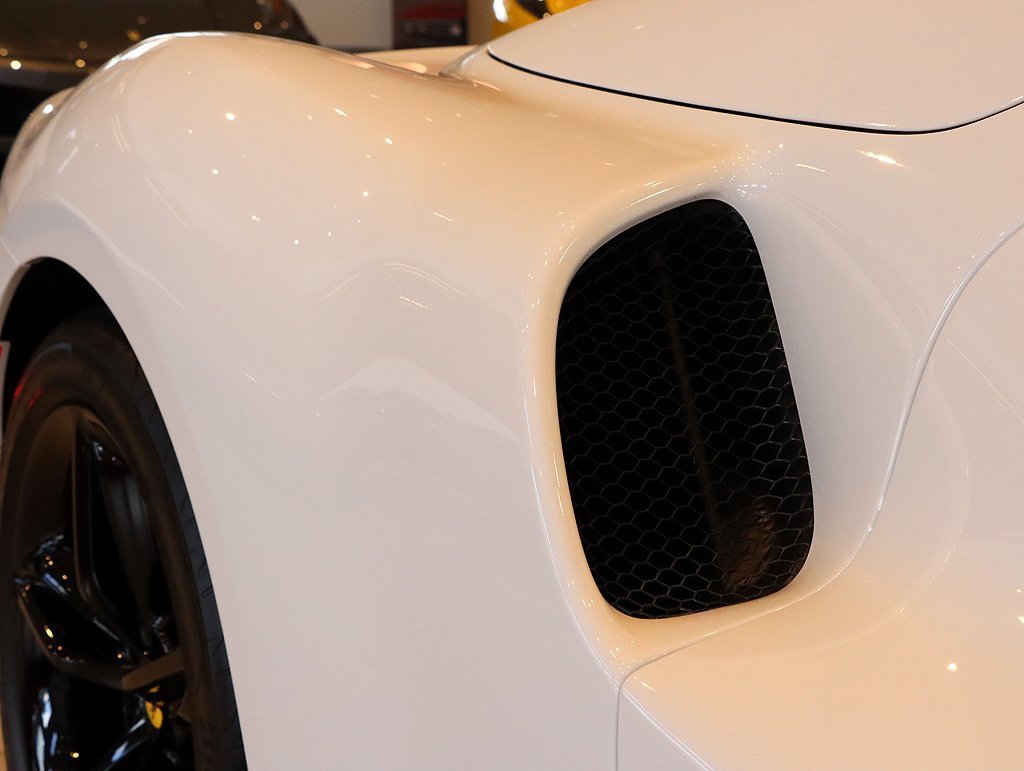 Certified 2025 Ferrari 296 GTS image 31