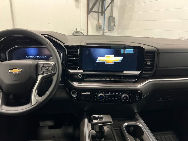 Used 2023 Chevrolet Silverado 1500 LTZ image 16