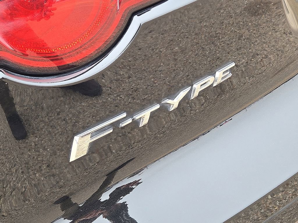 Used 2020 Jaguar F-TYPE Coupe image 14