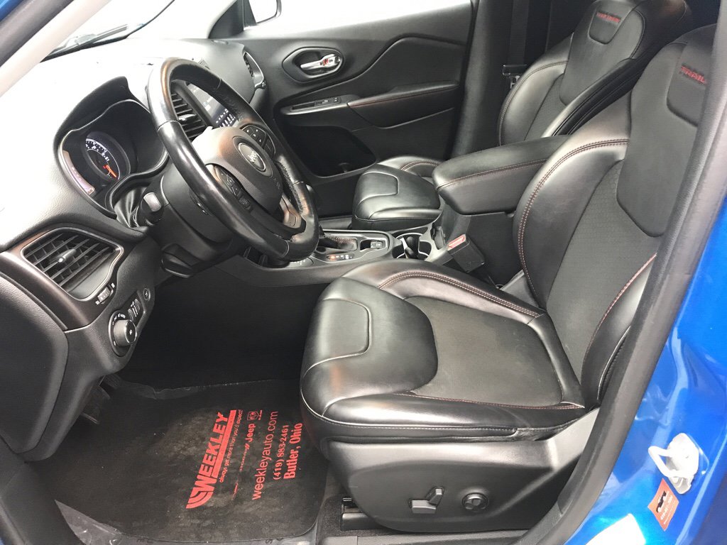 Used 2019 Jeep Cherokee Trailhawk w/ Comfort/Convenience Group image 9