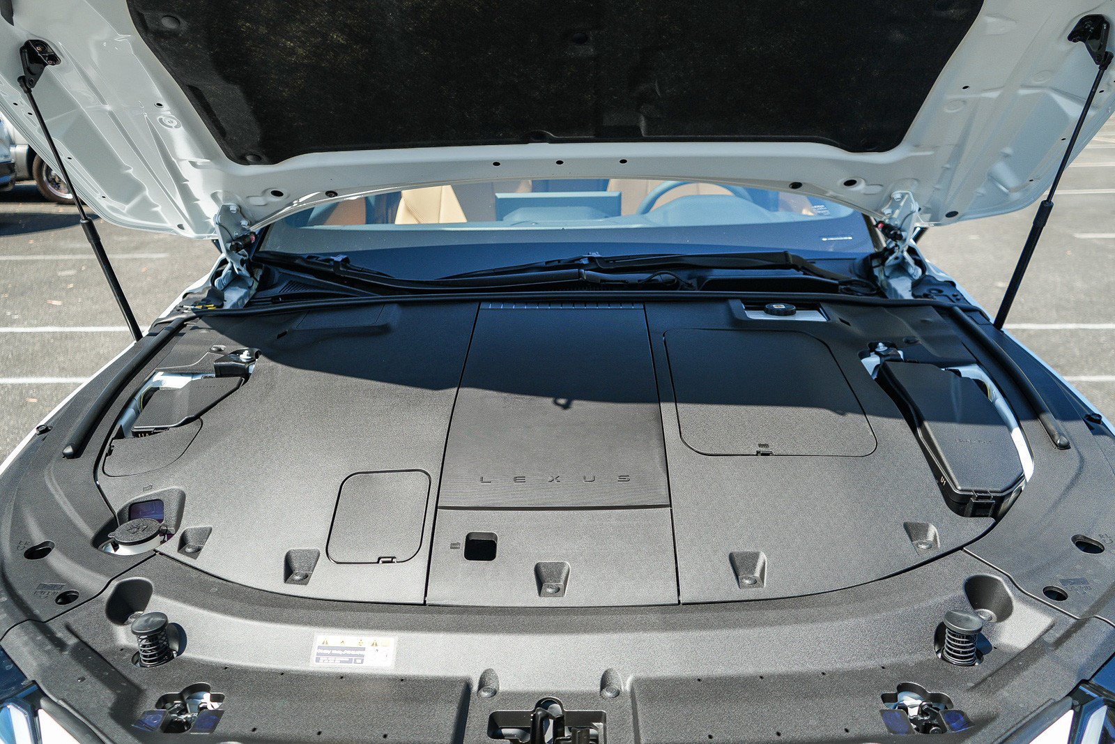 New 2026 Lexus ES 500e AWD/4WD image 26