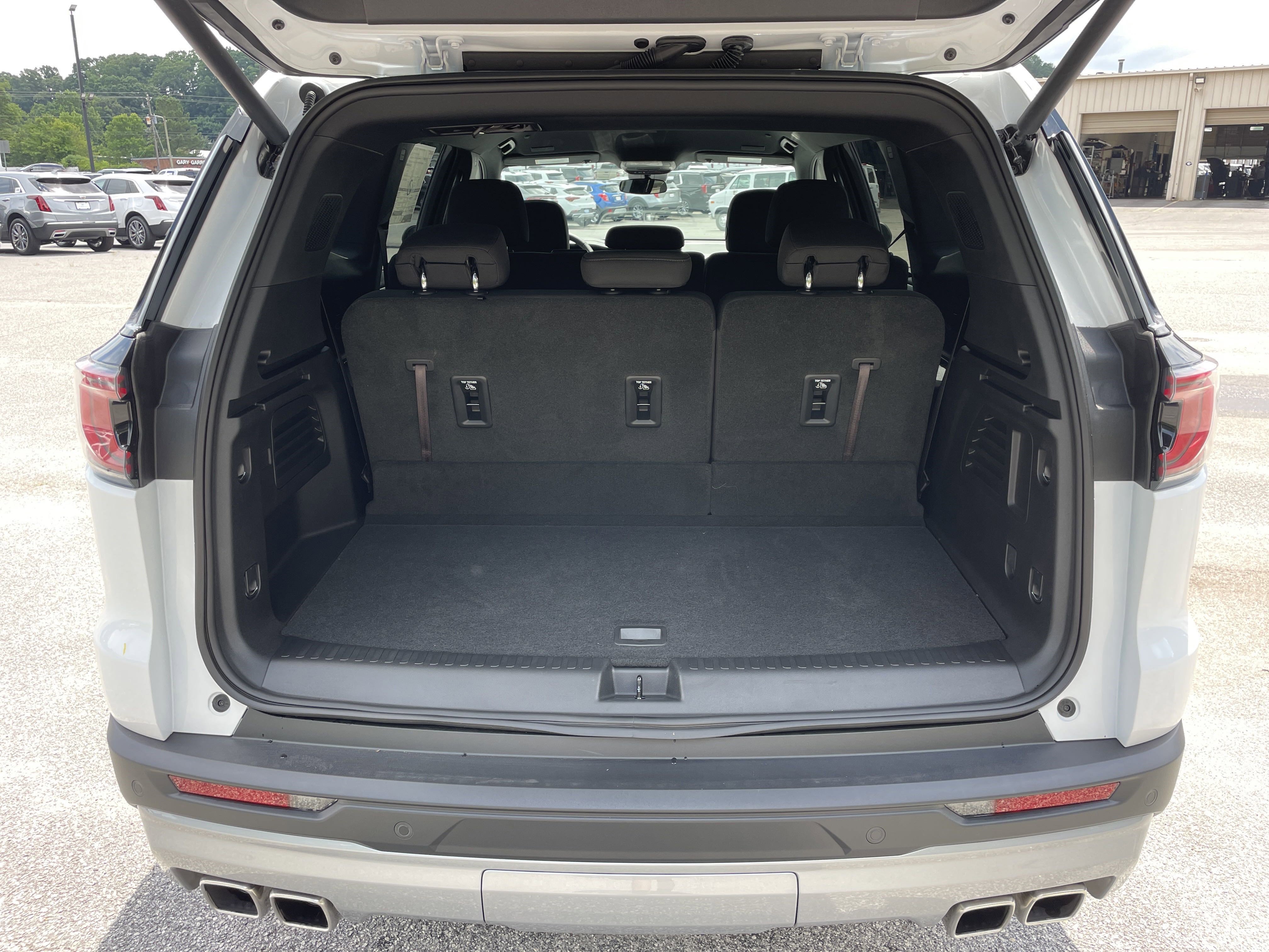 New 2025 GMC Acadia Elevation image 6