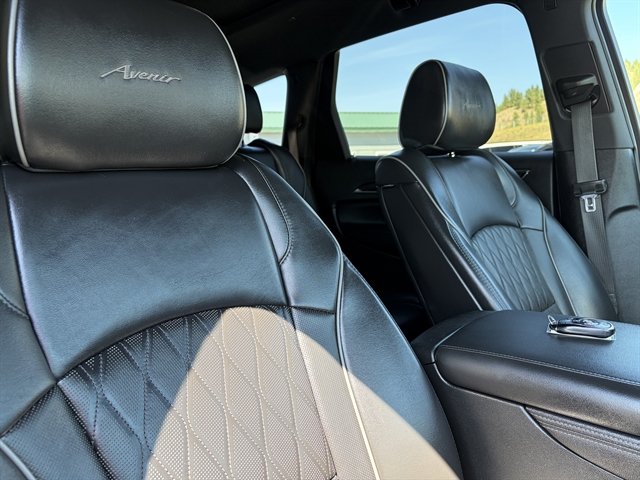 Used 2022 Buick Enclave Avenir w/ Trailering Package, 5000 lbs. AWD/4WD image 48