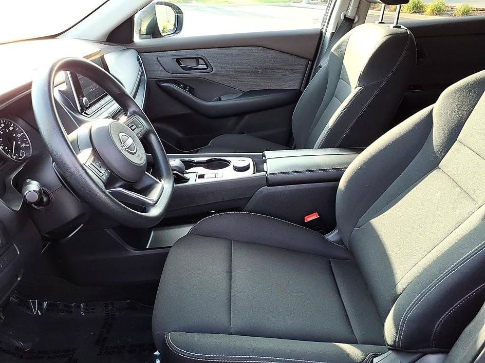 Used 2023 Nissan Rogue S AWD/4WD image 14