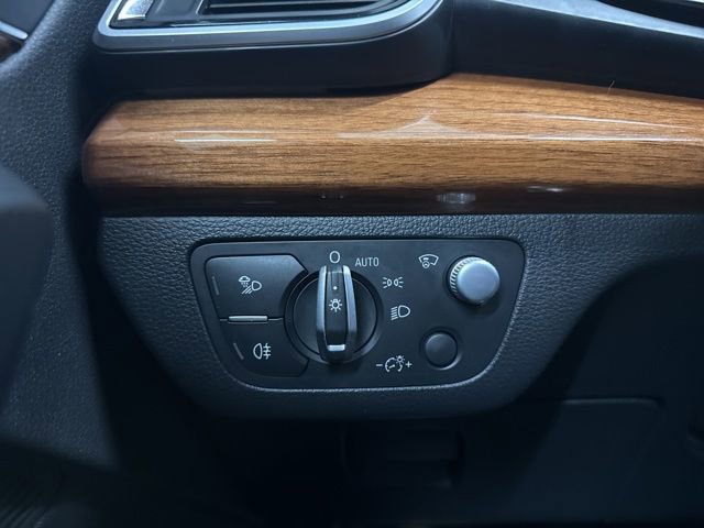 Used 2023 Audi Q5 2.0T Prestige w/ Prestige Package image 43