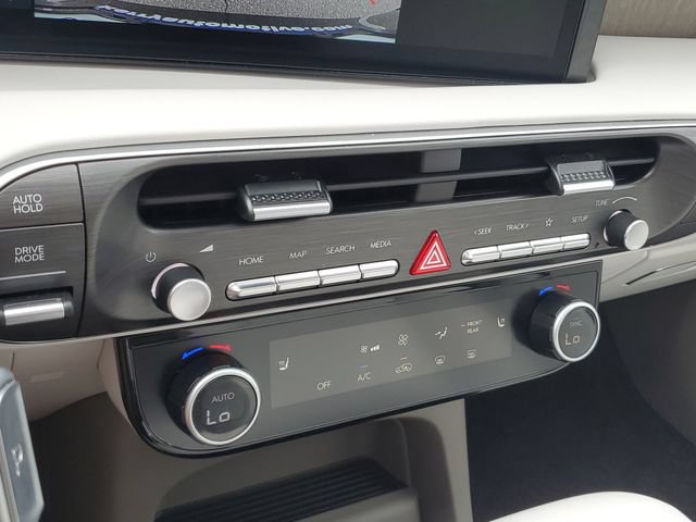 Certified 2026 Hyundai Palisade SEL FWD image 28
