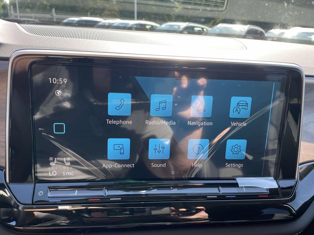 New 2026 Volkswagen Atlas SE FWD image 21