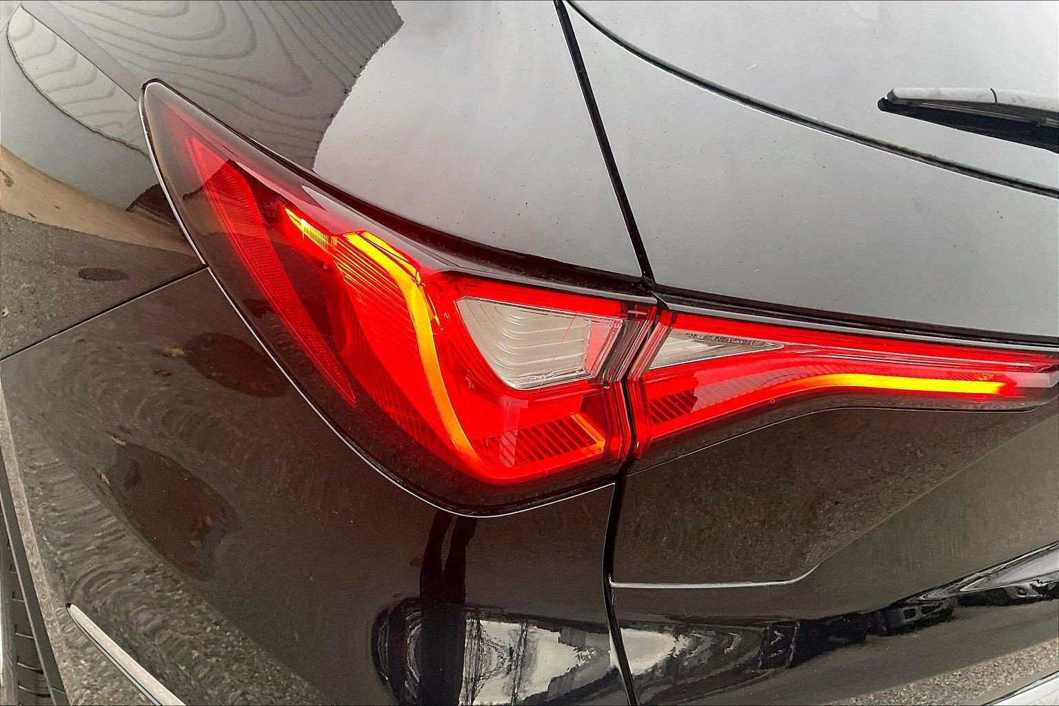 Used 2023 Acura MDX SH-AWD w/ Advance Package image 35