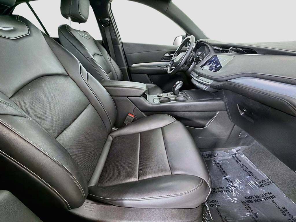 Used 2019 Cadillac XT4 Premium Luxury FWD image 23