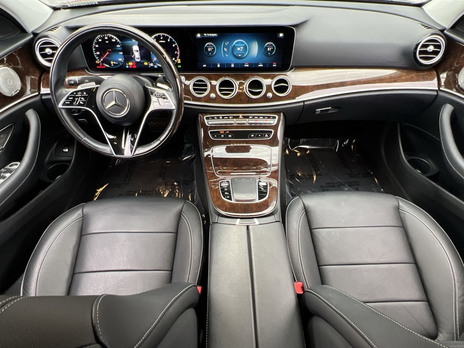 Certified 2023 Mercedes-Benz E 350 4MATIC Sedan w/ Premium Package image 21