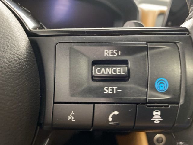 Used 2023 Nissan Rogue Platinum image 21