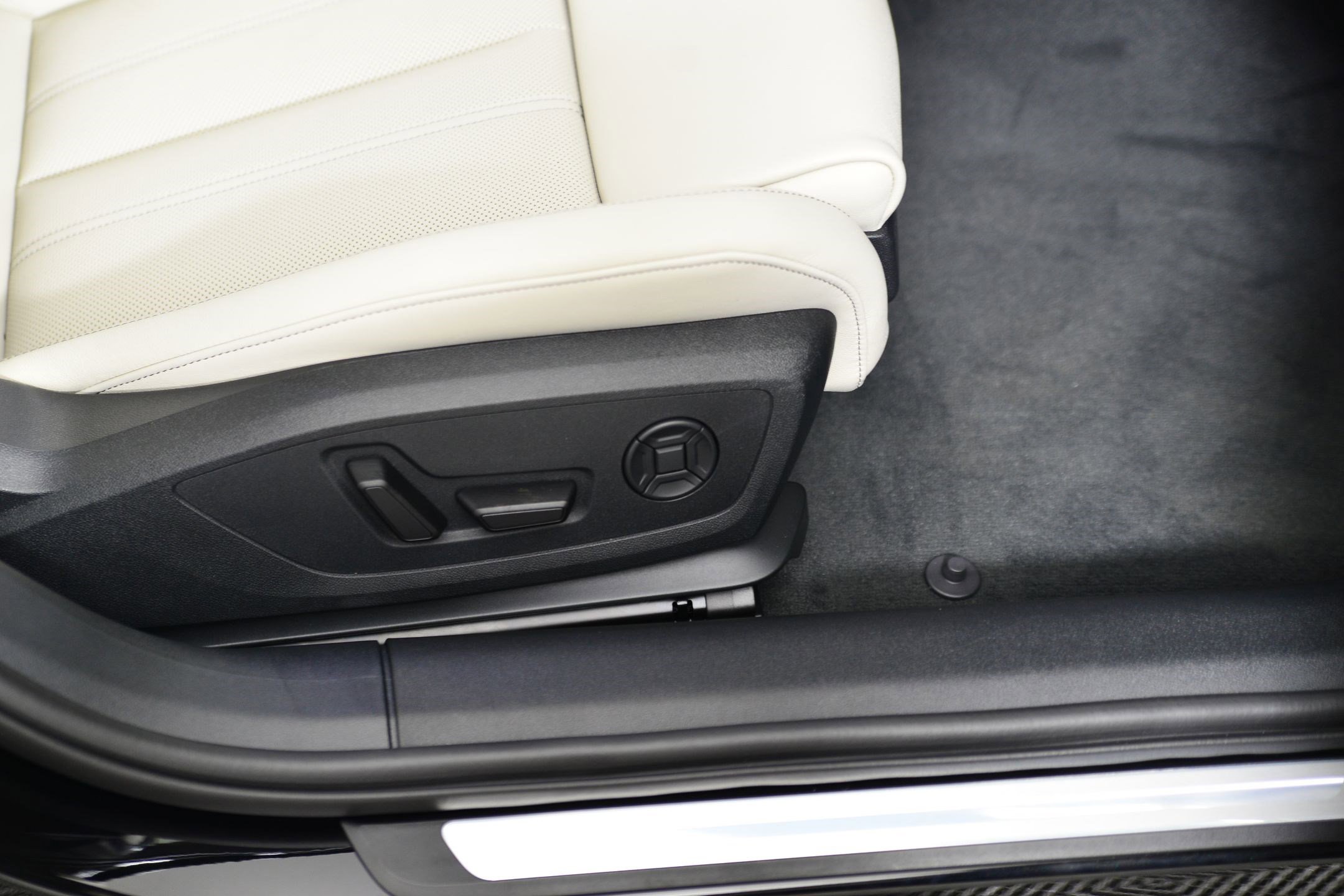 New 2026 Audi A6 Premium Plus image 10