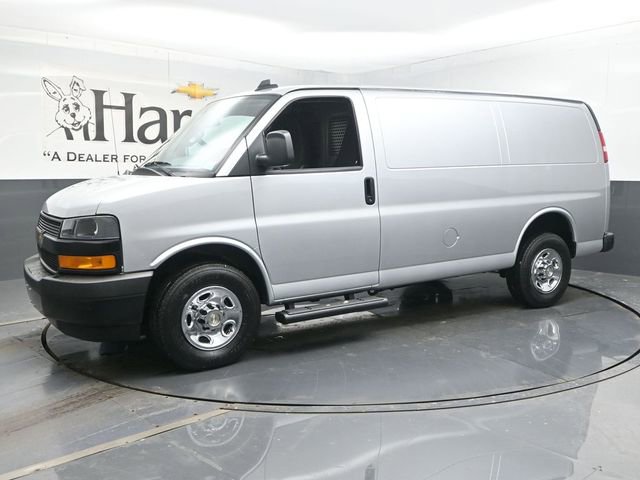 Used 2024 Chevrolet Express 3500 image 22