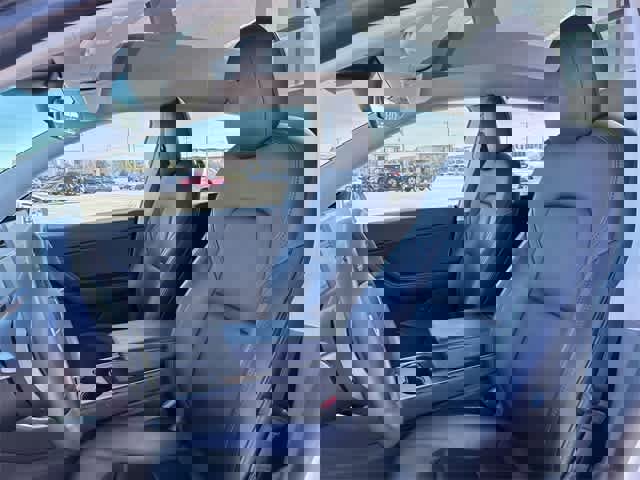 Used 2021 Tesla Model Y Long Range image 16