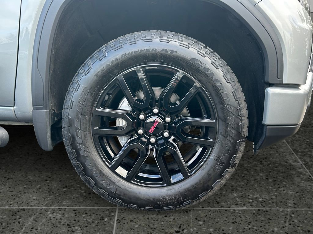 Used 2026 GMC Sierra 1500 Elevation w/ Elevation Select Package image 9