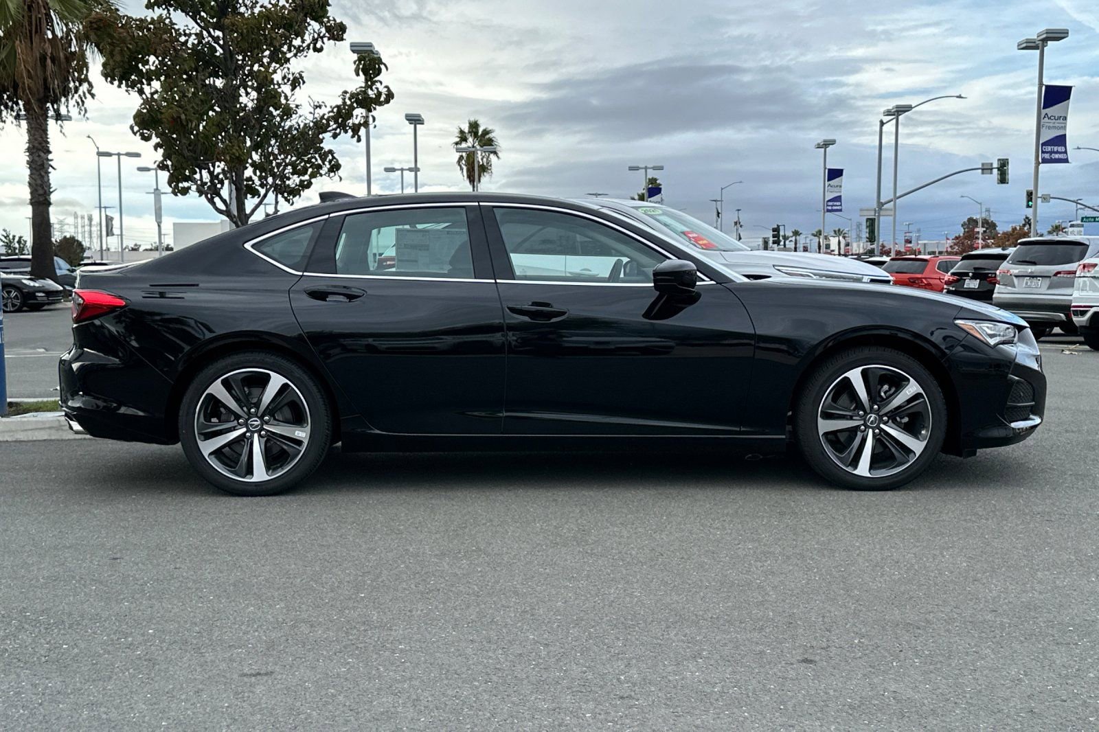 New 2025 Acura TLX w/ Technology Package image 4