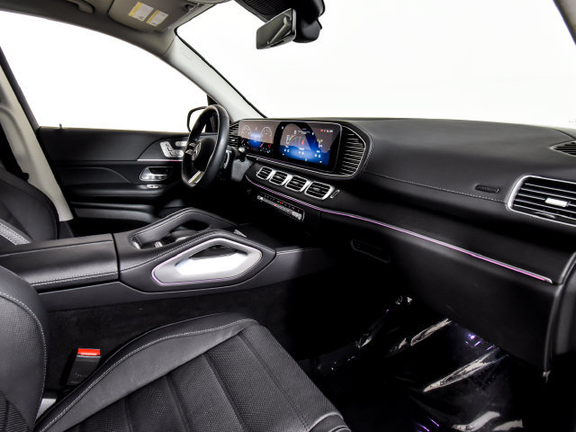 Certified 2025 Mercedes-Benz GLS 580 4MATIC image 36