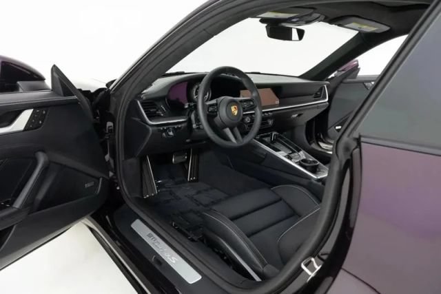 Used 2024 Porsche 911 Turbo S AWD/4WD image 3