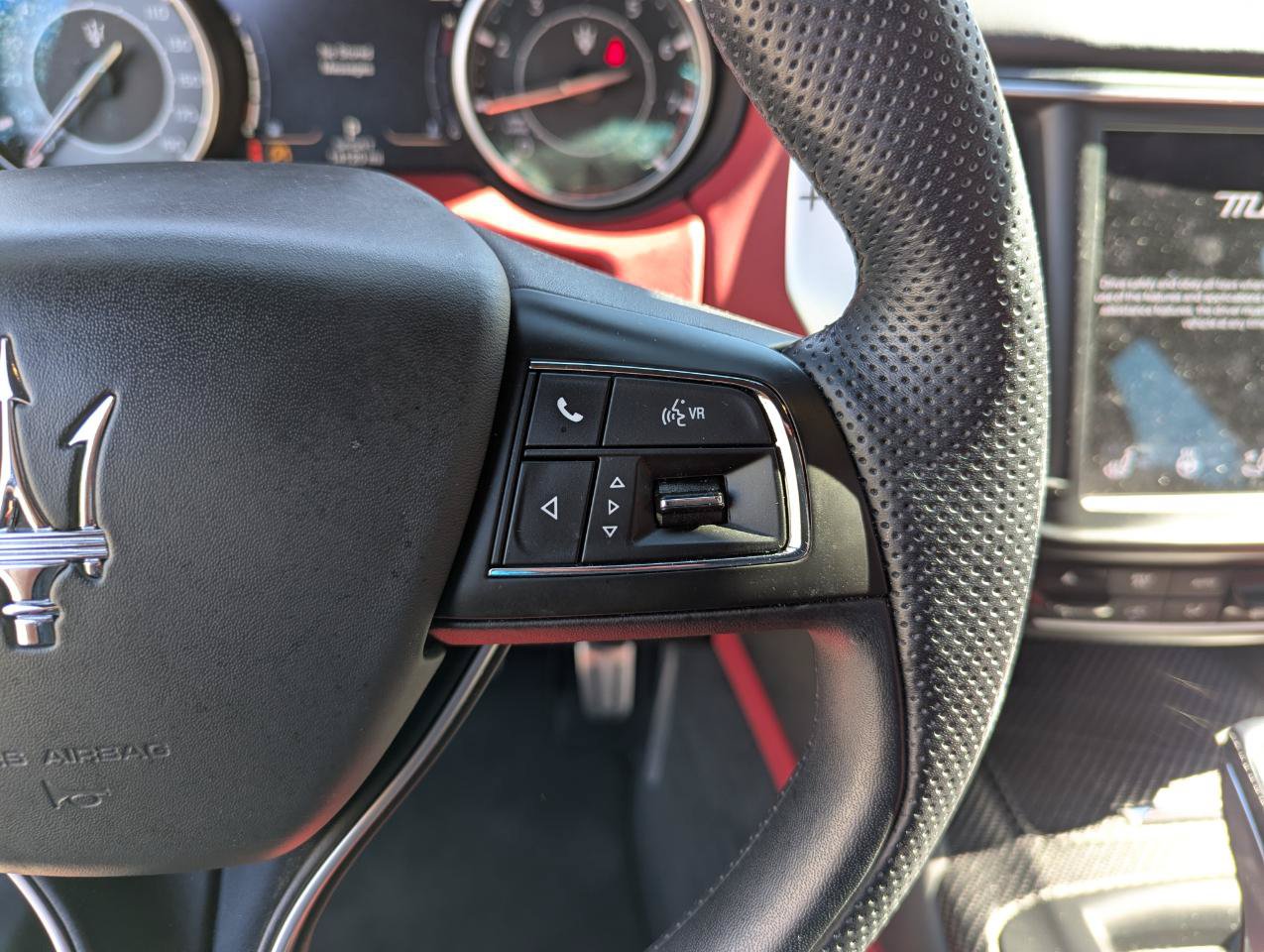 Used 2021 Maserati Levante S GranSport AWD/4WD image 17