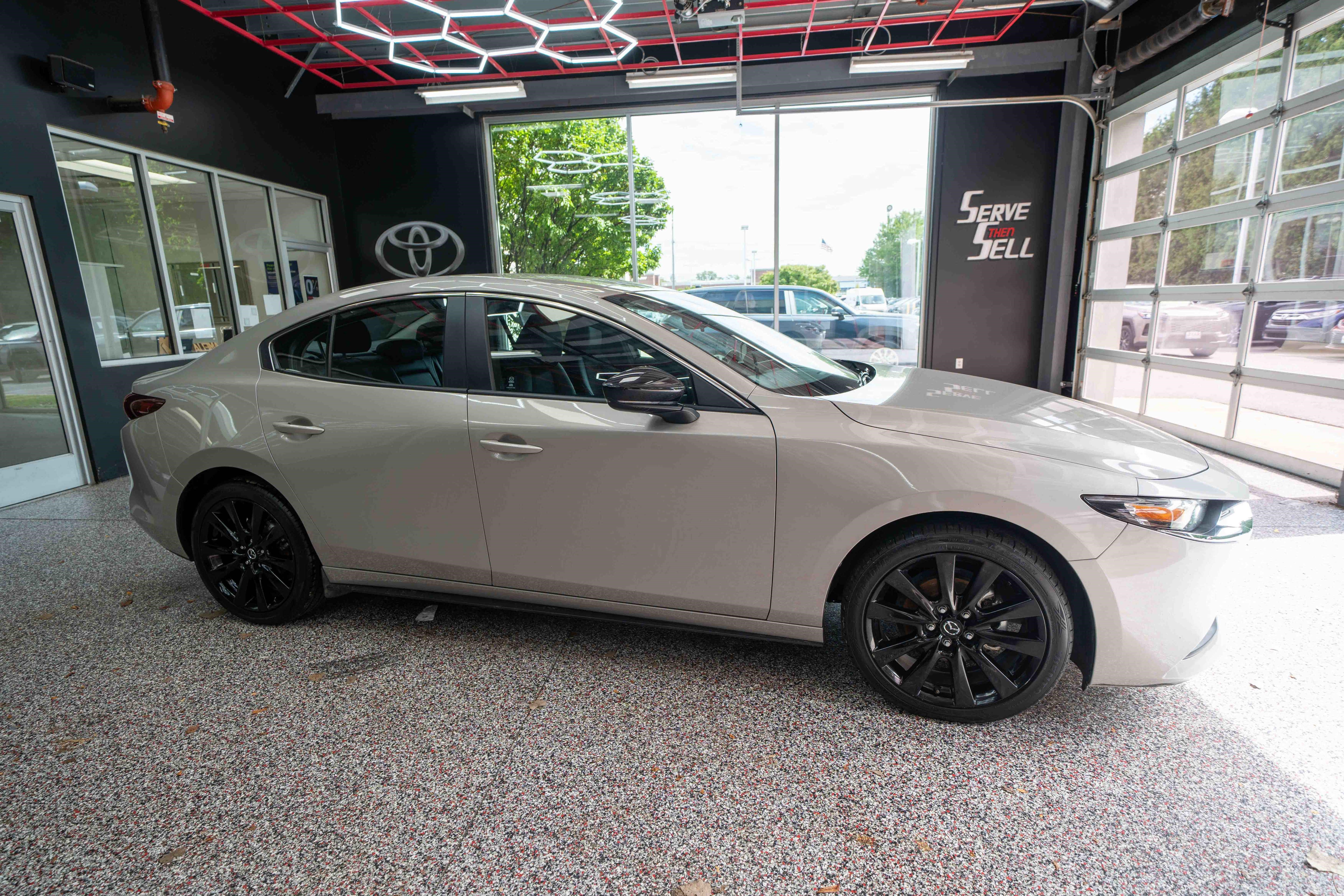 Used 2025 MAZDA MAZDA3 s FWD image 5