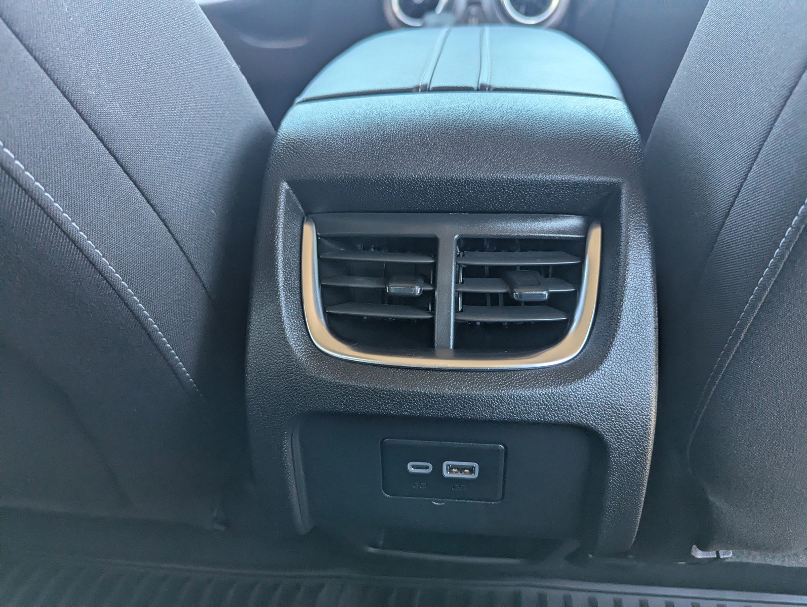 Used 2023 Chevrolet Blazer LT image 15