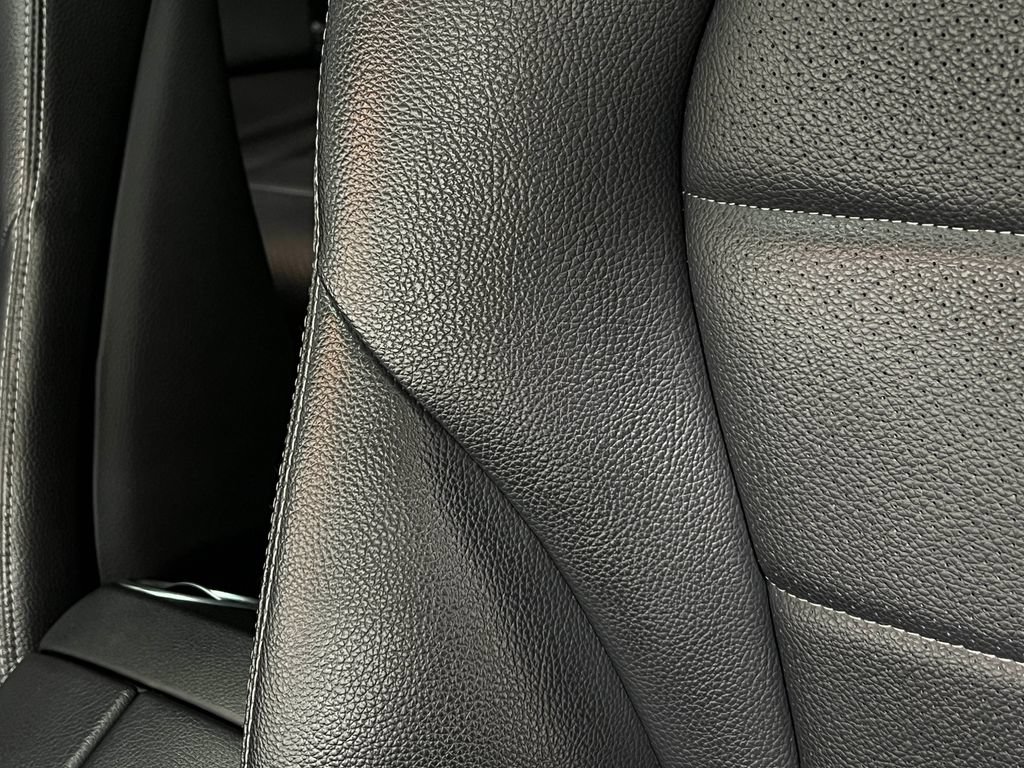 Used 2015 Mercedes-Benz C 300 4MATIC Sedan image 18