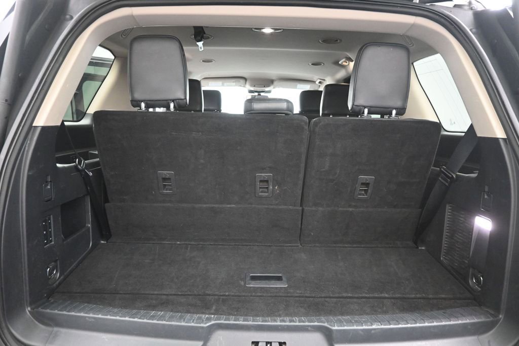 Used 2024 Ford Expedition XLT RWD image 23