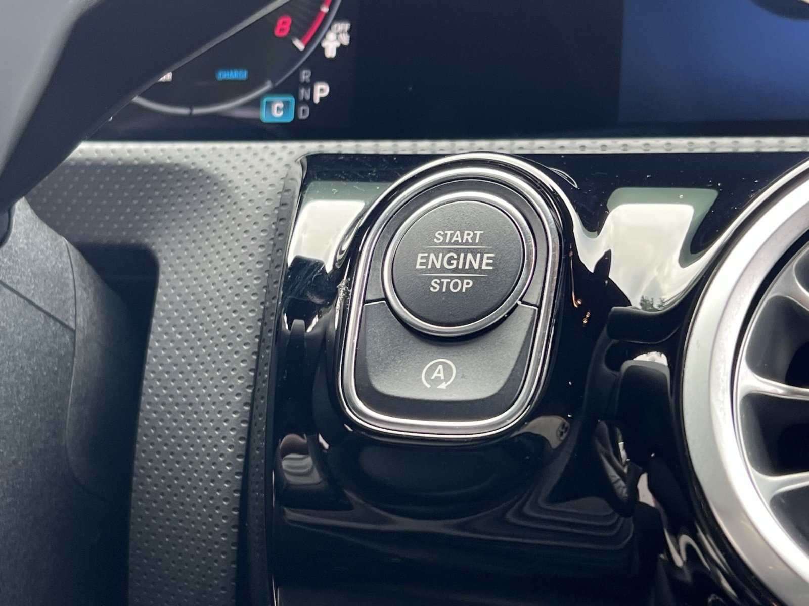 Certified 2026 Mercedes-Benz CLA 250 4MATIC image 37