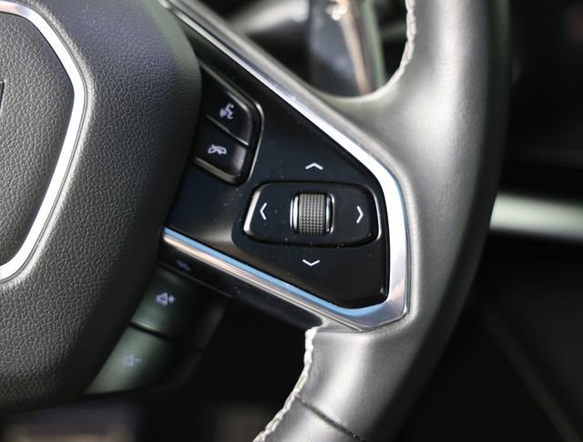 Used 2024 Chevrolet Corvette Stingray Coupe w/ Z51 Performance Package image 15