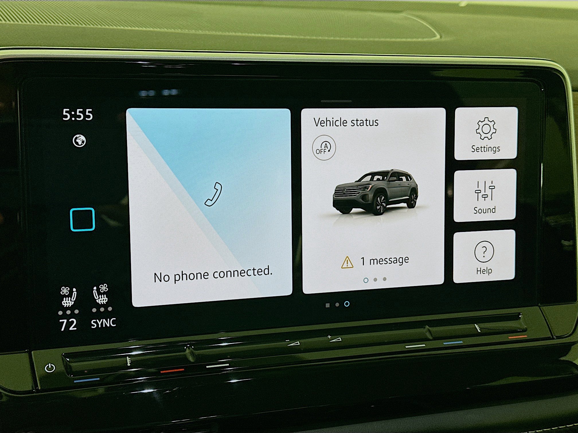 Used 2025 Volkswagen Atlas SE image 21