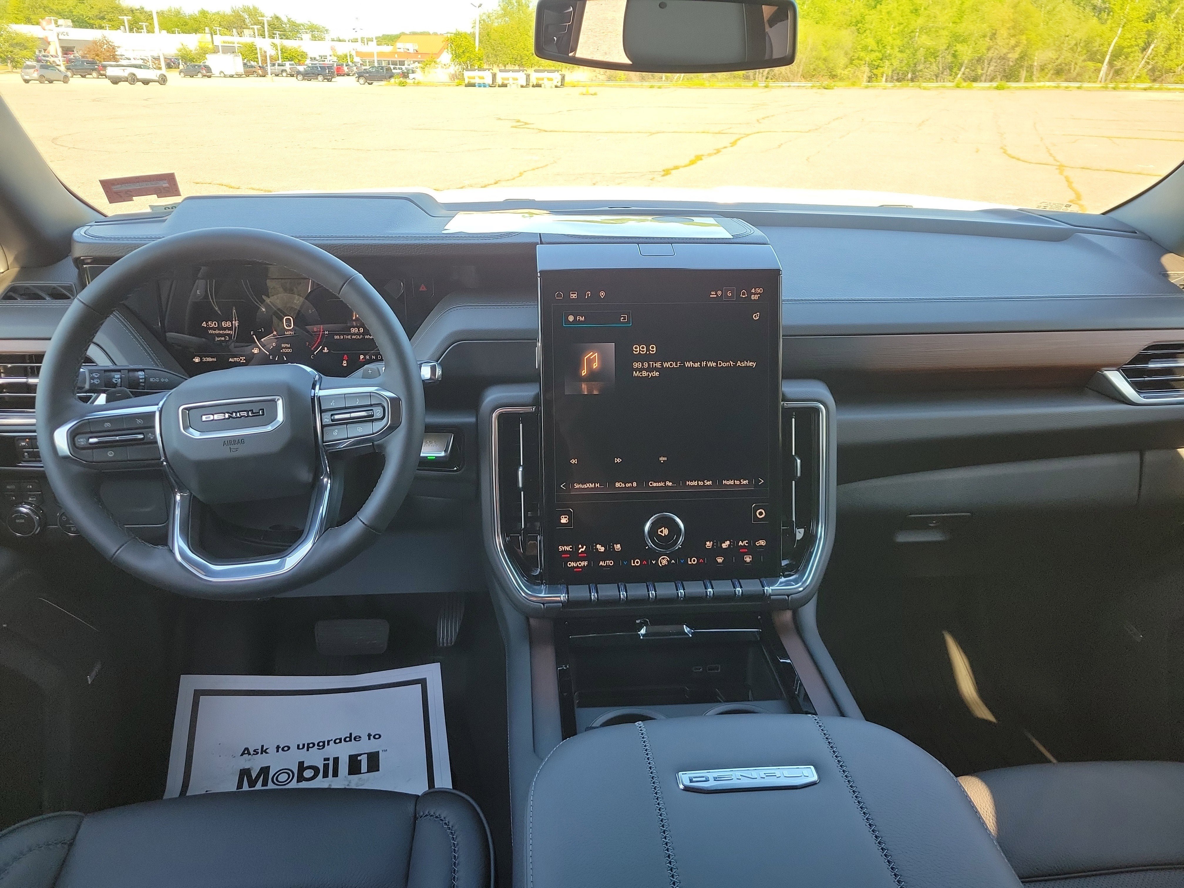 New 2026 GMC Yukon Denali AWD/4WD image 3