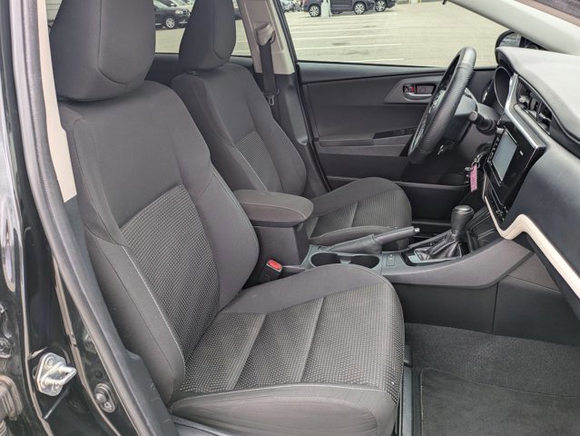 Used 2017 Toyota Corolla iM image 20