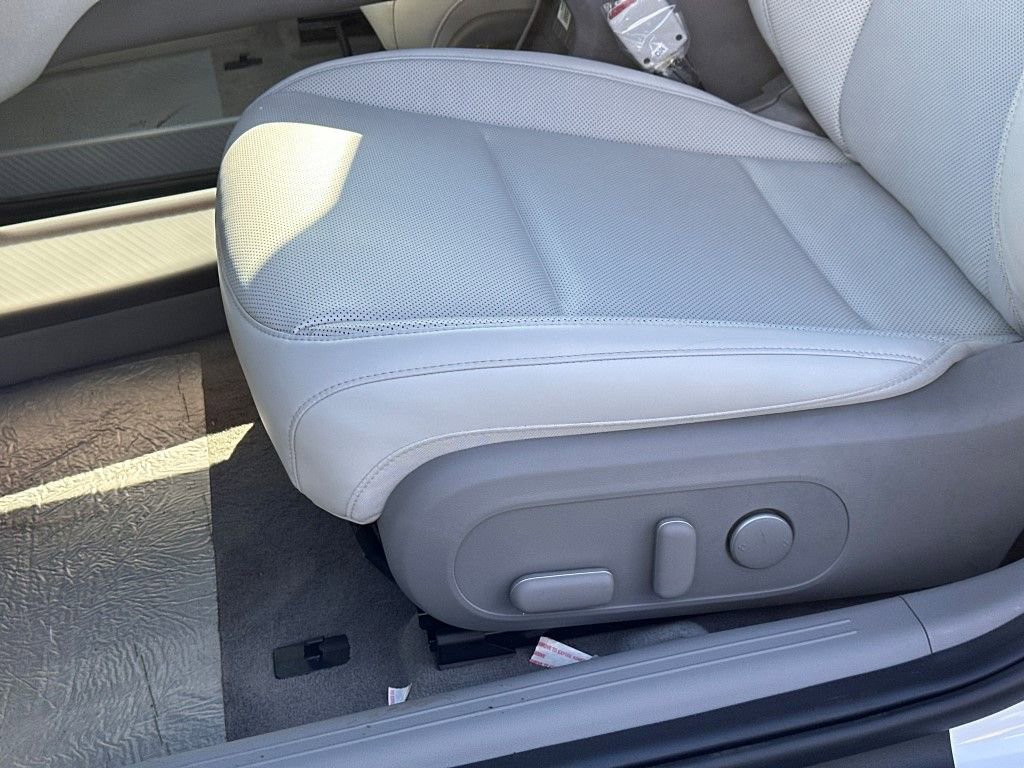 New 2024 Hyundai Ioniq 6 SEL image 16