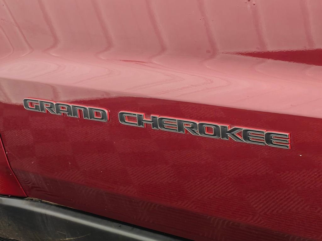 Used 2017 Jeep Grand Cherokee Trailhawk AWD/4WD image 54