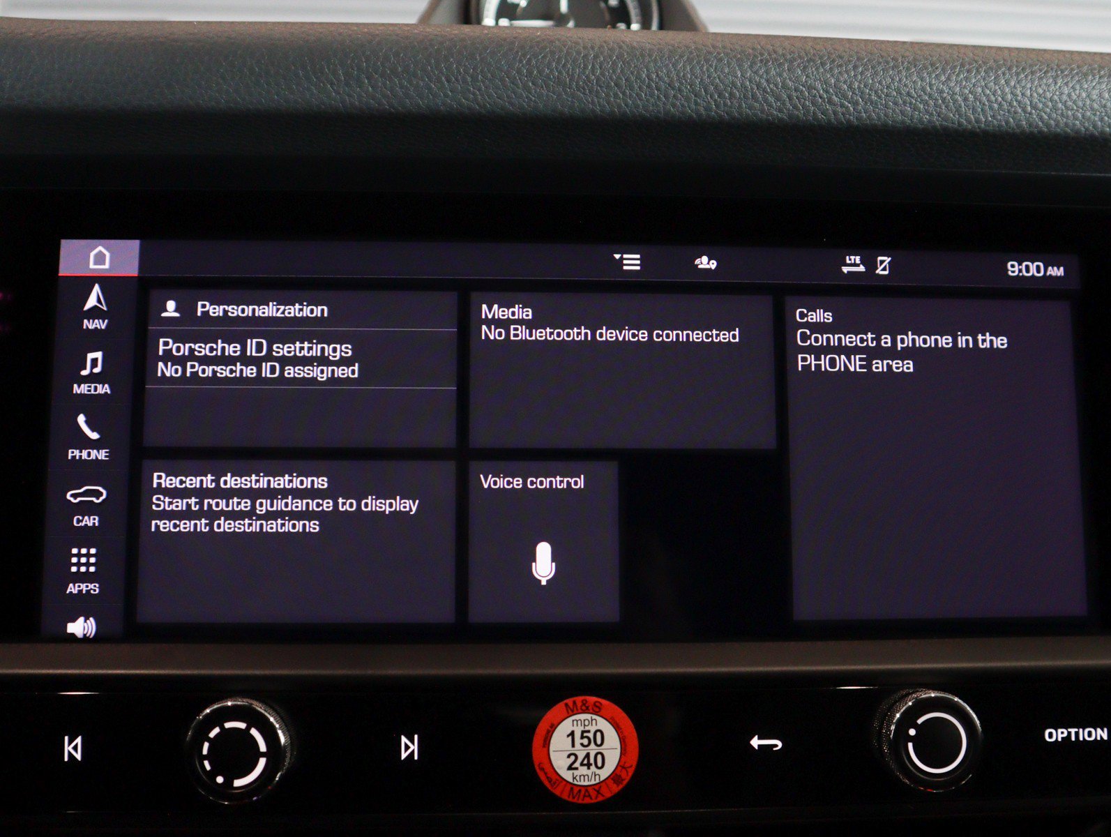 Certified 2022 Porsche Macan image 21