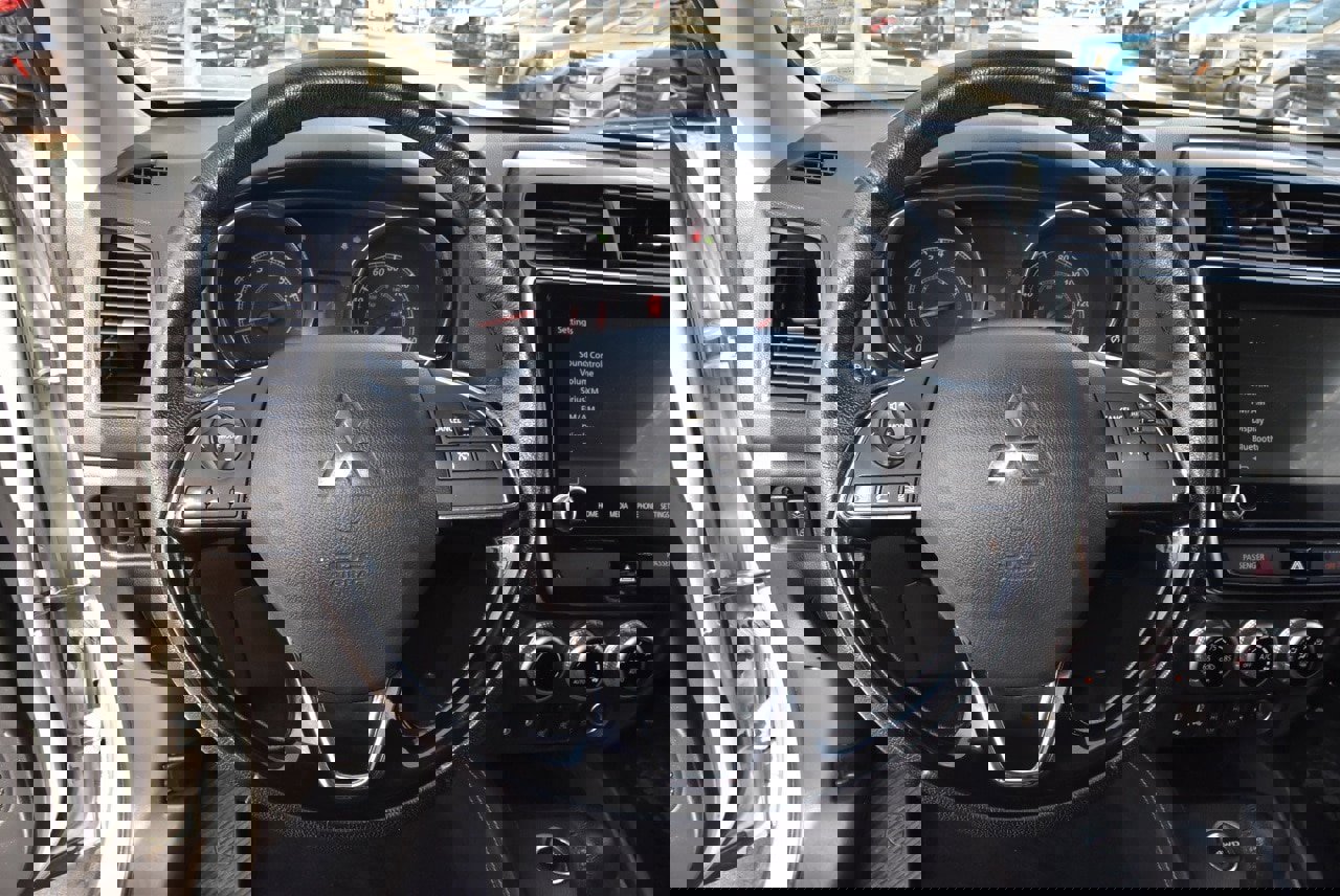 Used 2020 Mitsubishi Outlander Sport SE image 21