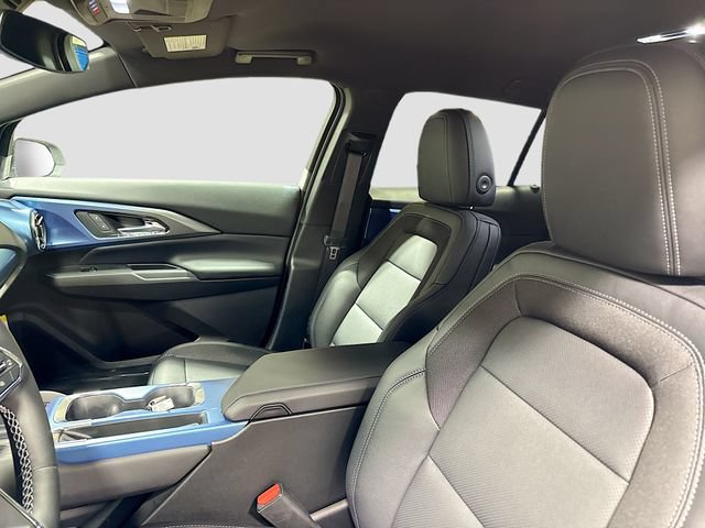 New 2026 Chevrolet Equinox EV LT FWD image 24