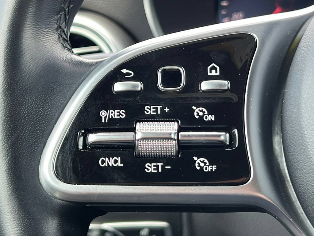 Used 2022 Mercedes-Benz GLC 300 4MATIC w/ Premium Package Lite image 21