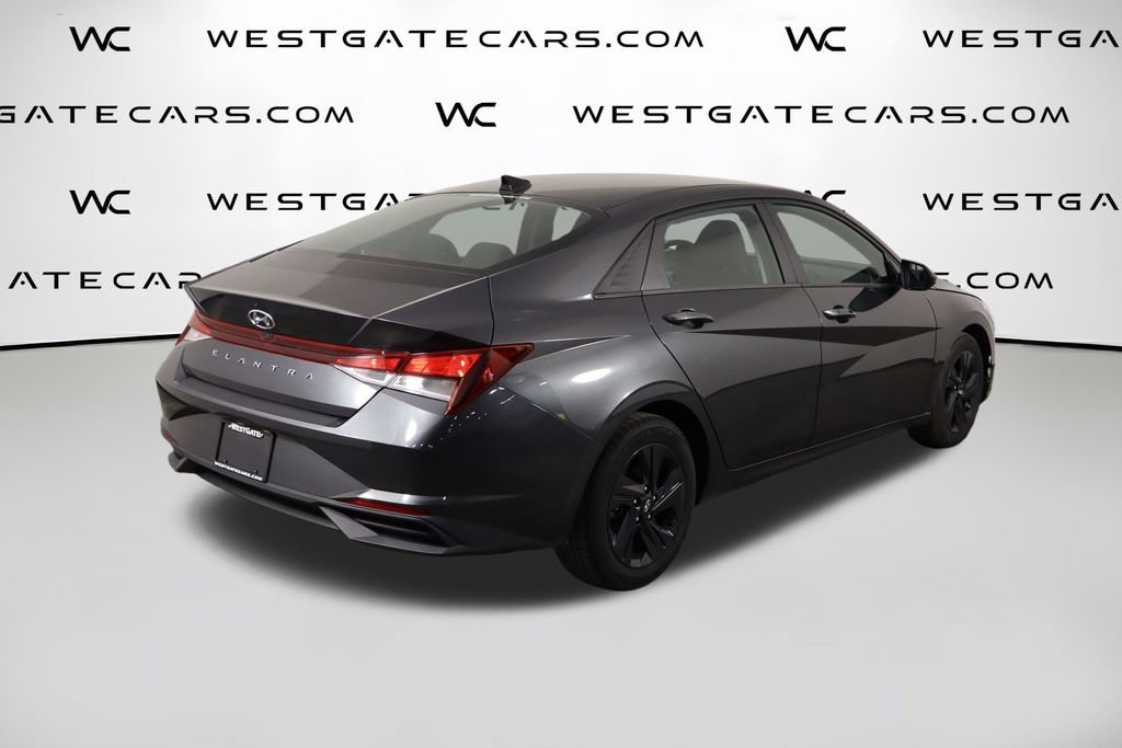 Used 2022 Hyundai Elantra SEL FWD image 41