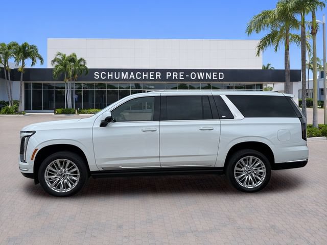 Certified 2025 Cadillac Escalade ESV Premium Luxury w/ Touring Package AWD/4WD image 4