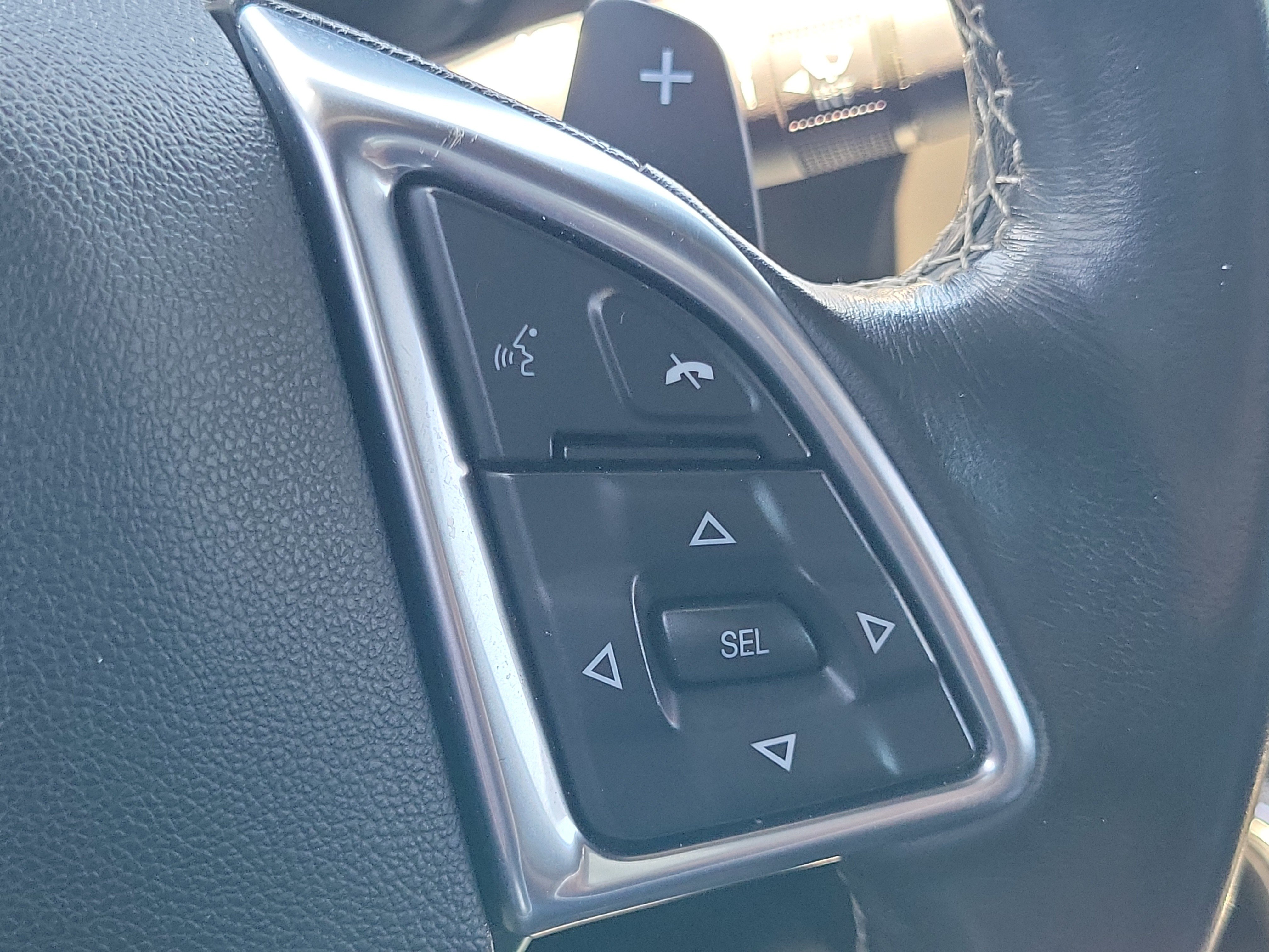 Used 2019 Chevrolet Camaro LT RWD image 24