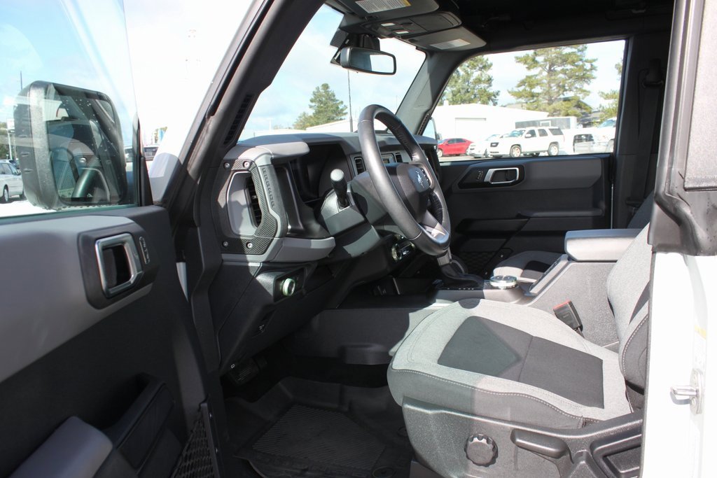 Used 2023 Ford Bronco Big Bend w/ Sasquatch Package image 11