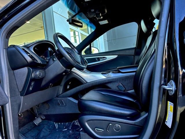 Used 2016 Lincoln MKX Premiere image 29