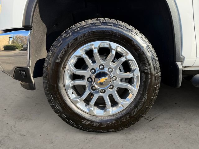 Certified 2025 Chevrolet Silverado 3500 LTZ w/ LTZ Plus Package image 14