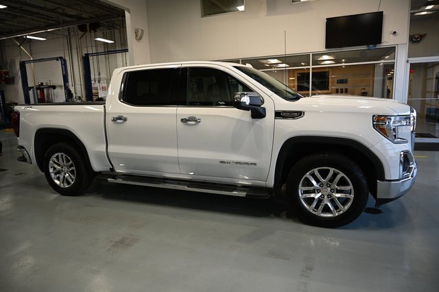 Used 2021 GMC Sierra 1500 SLT w/ SLT Premium Package image 4