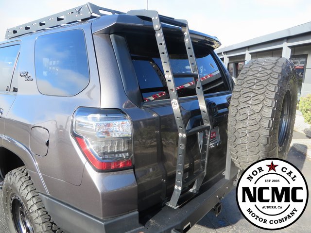 Used 2021 Toyota 4Runner TRD Off-Road Premium image 17