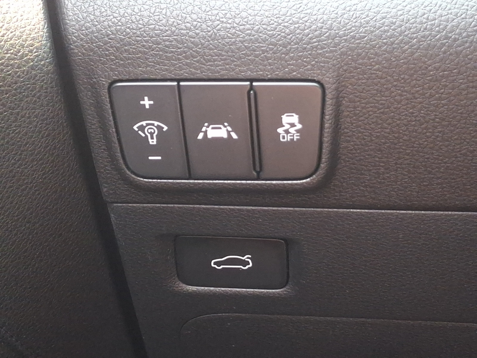 Used 2021 Kia K5 LX FWD image 22