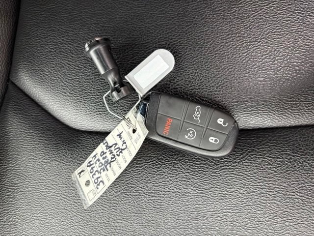 Used 2024 Jeep Compass Latitude AWD/4WD image 6